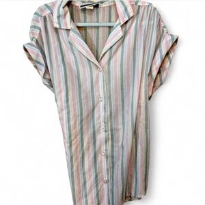 Vintage Striped Pastel Blouse by Petites
Gorgeous Casual Blouse